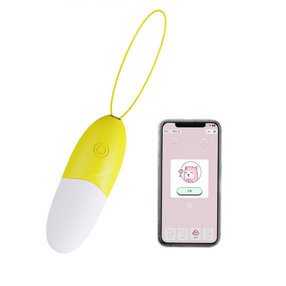 Banana-shape Mute Portable Muti-frequency Wearable Remote Control Women Vibrator